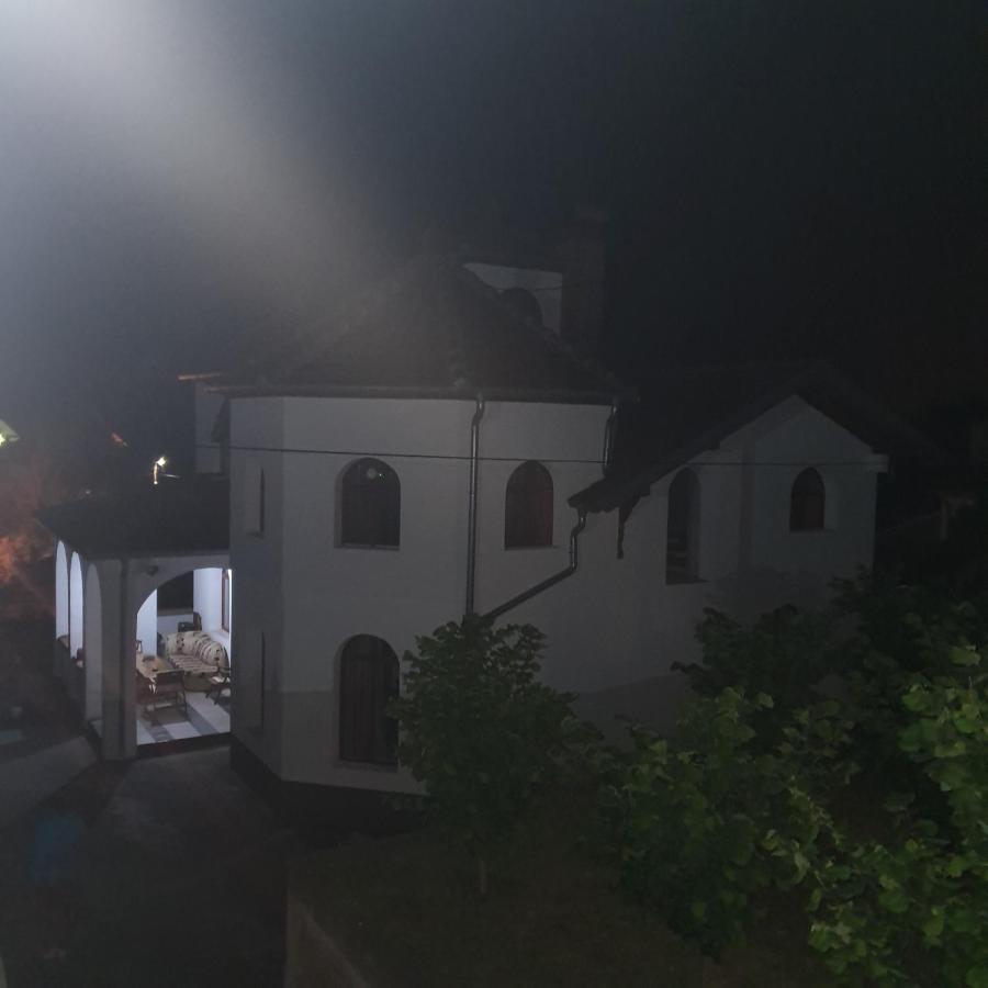 Knez Apartmani Senje Exterior foto